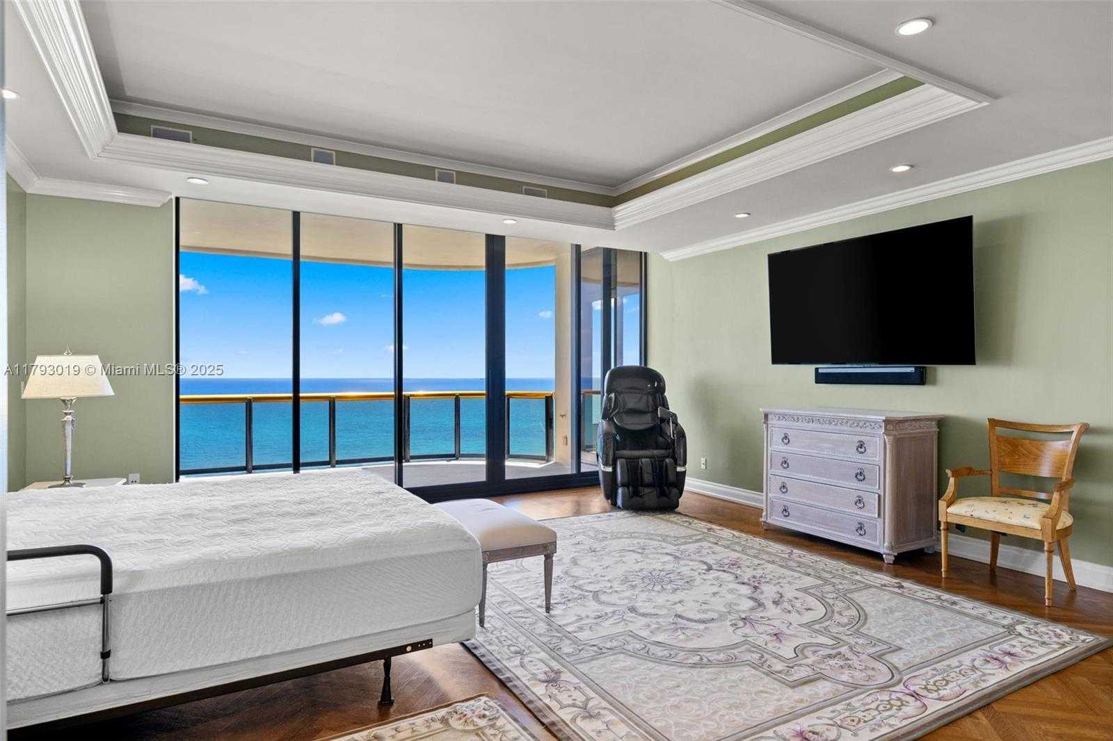 Small Image of 9999 COLLINS AVE #PH3D, Bal Harbour Number 23