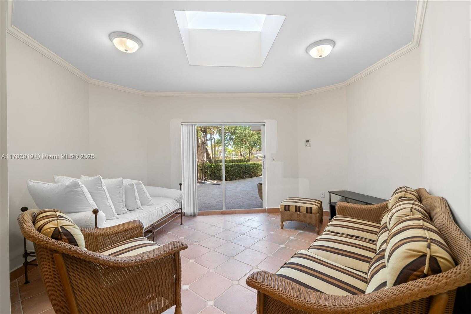 Small Image of 9999 COLLINS AVE #PH3D, Bal Harbour Number 52