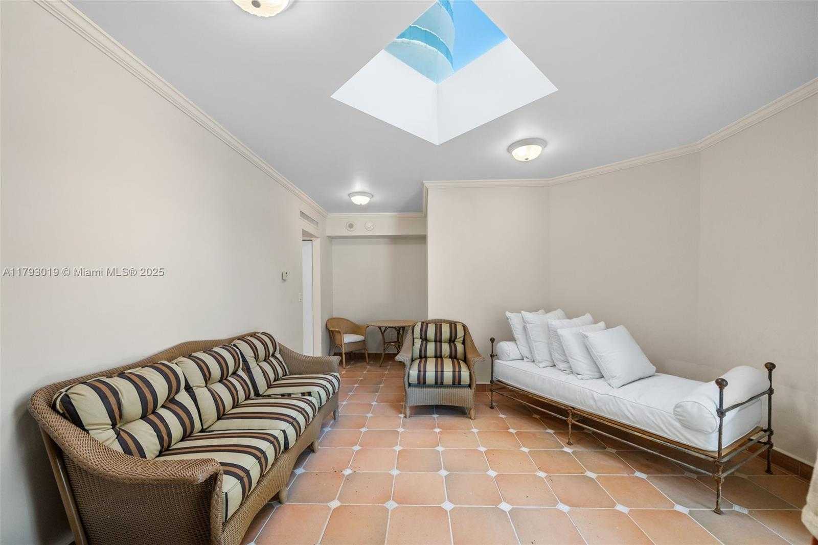 Small Image of 9999 COLLINS AVE #PH3D, Bal Harbour Number 54