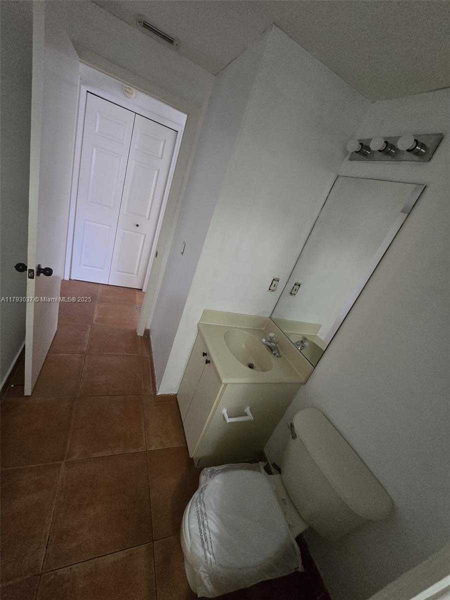 Small Image of 6520 NORTH WEST 114TH AVE #1637, Doral Number 15