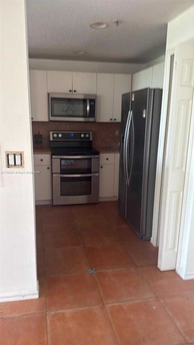 Small Image of 6520 NORTH WEST 114TH AVE #1637, Doral Number 3
