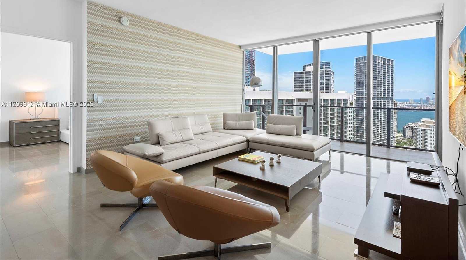 Small Image of 68 SOUTH EAST 6TH ST #3703, Miami Number 10
