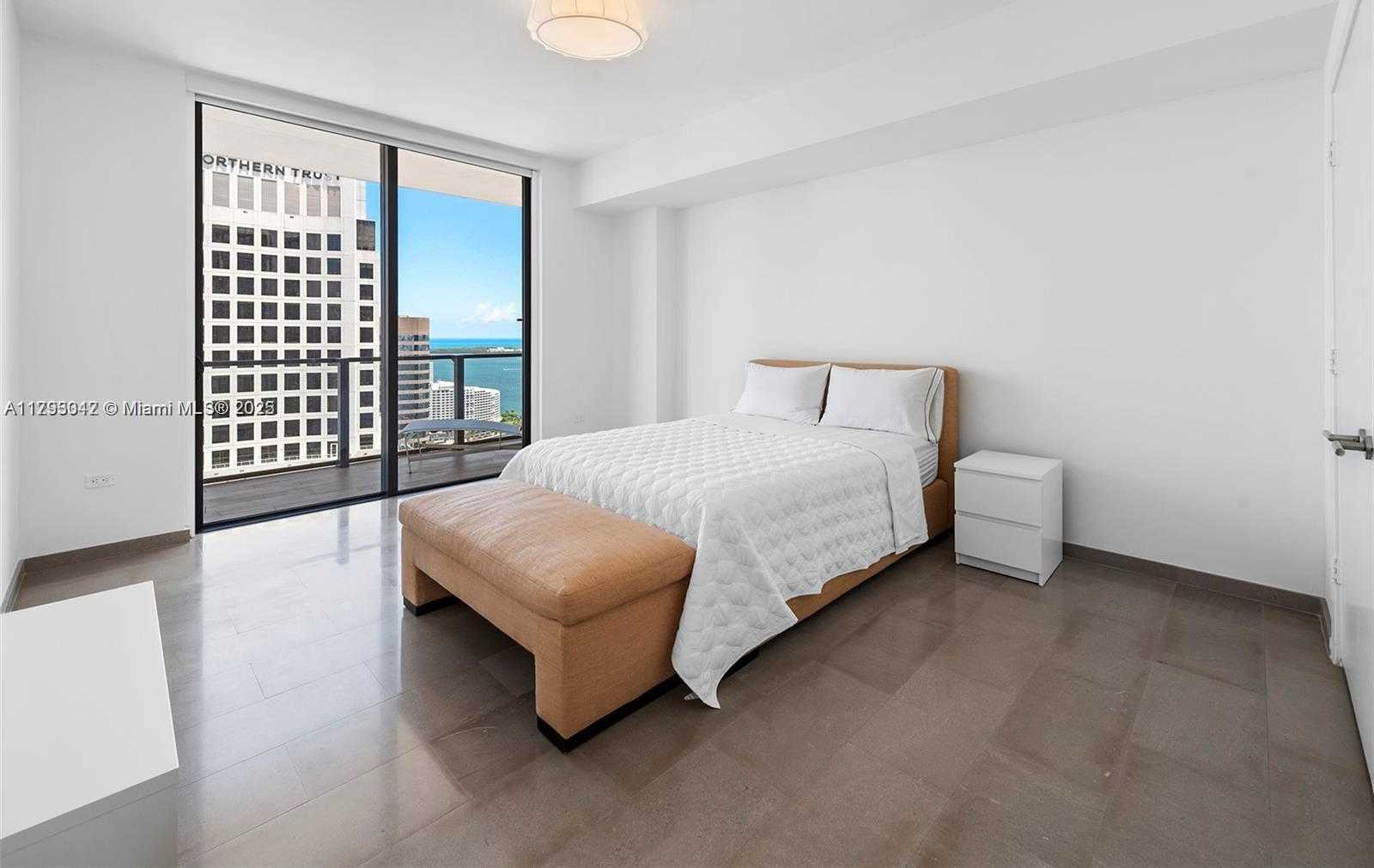 Small Image of 68 SOUTH EAST 6TH ST #3703, Miami Number 23