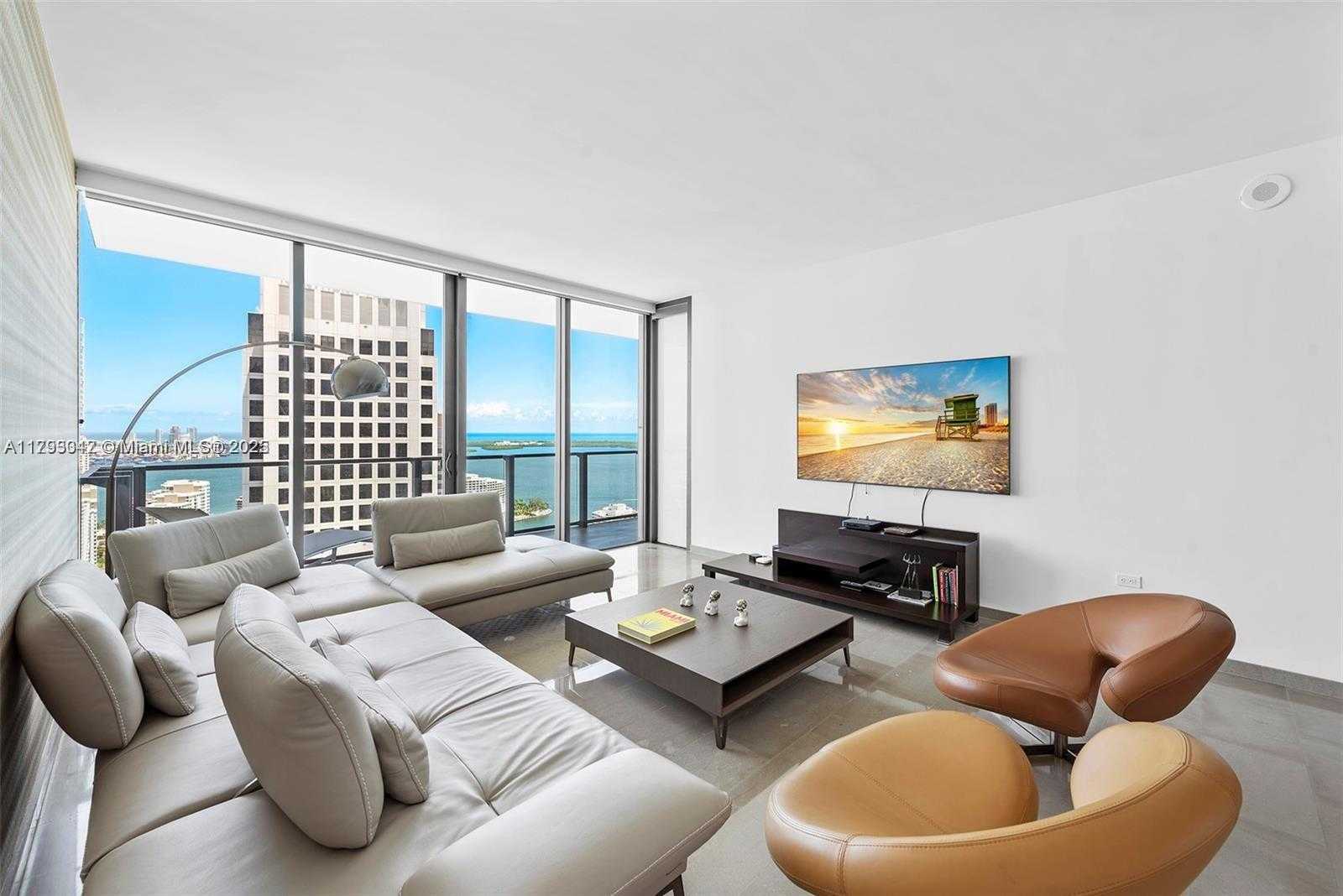 Small Image of 68 SOUTH EAST 6TH ST #3703, Miami Number 8