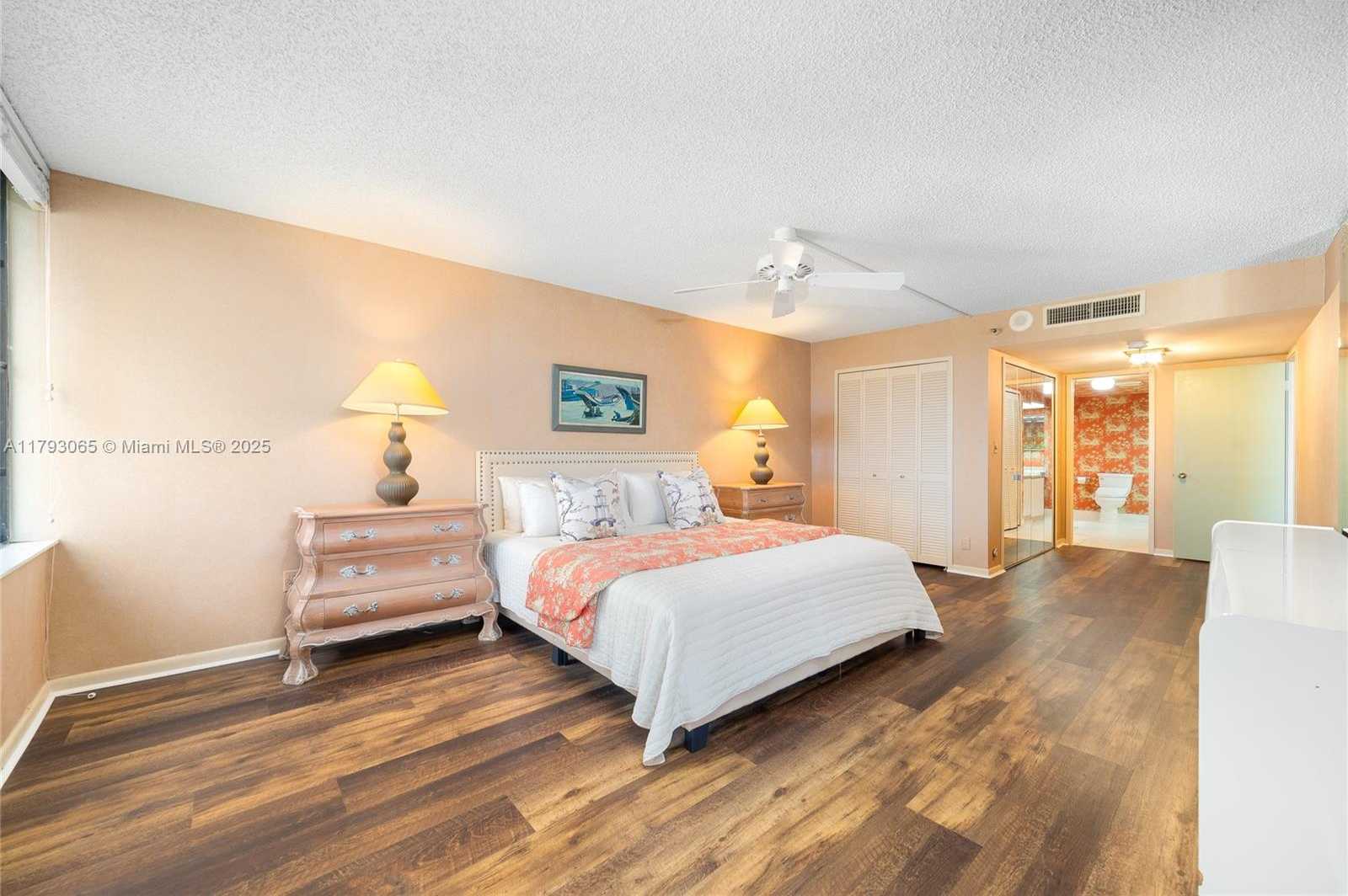 Small Image of 2450 PRESIDENTIAL WAY #1607, West Palm Beach Number 17