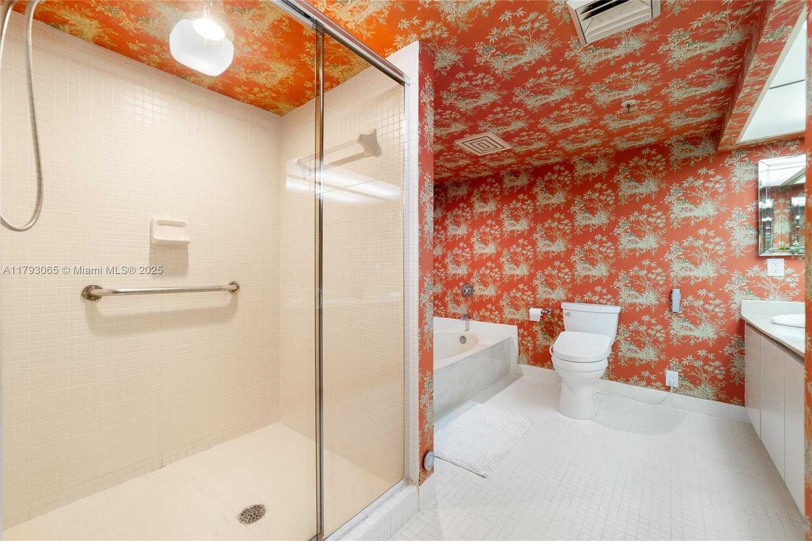Small Image of 2450 PRESIDENTIAL WAY #1607, West Palm Beach Number 22