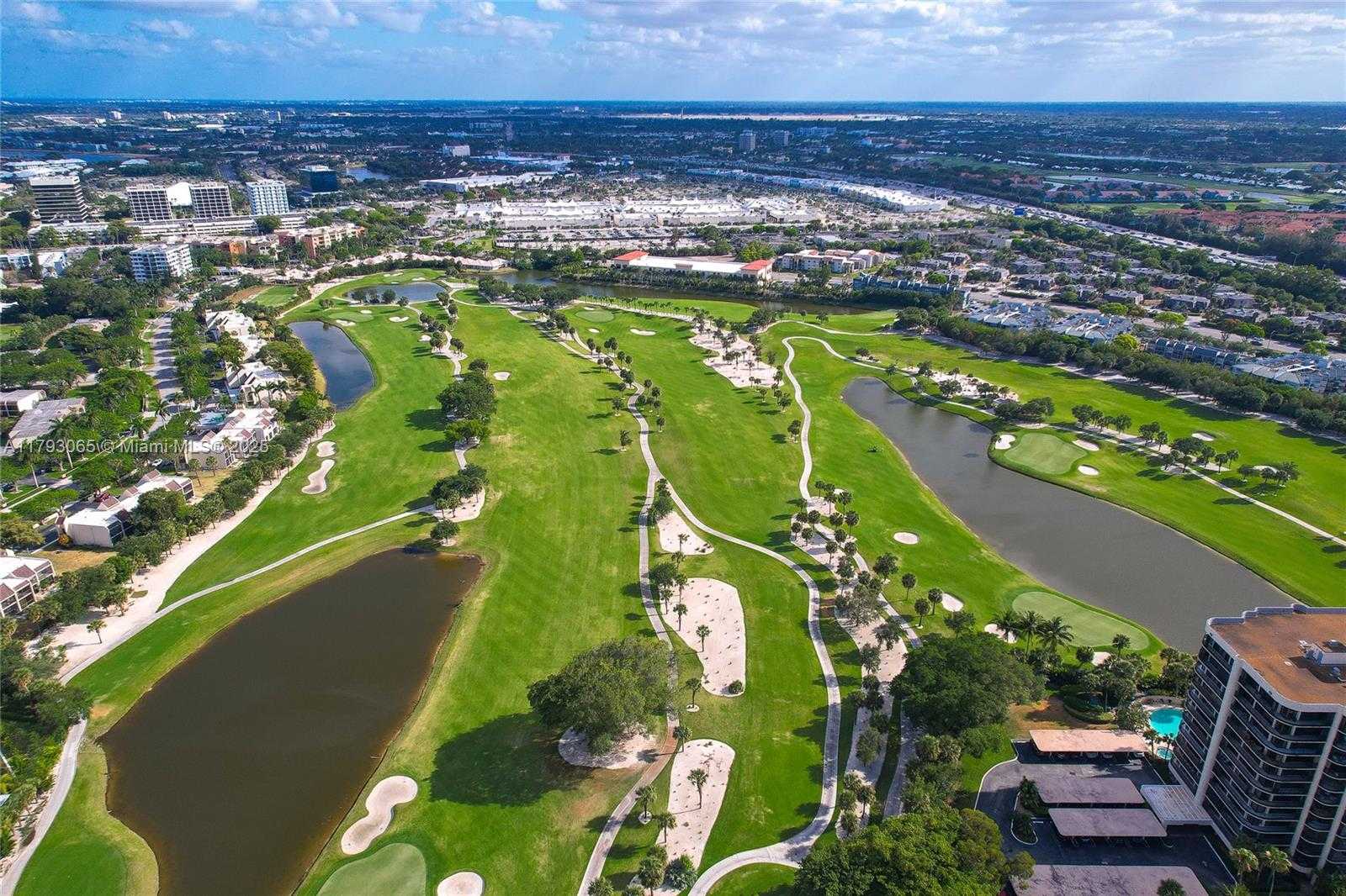 Small Image of 2450 PRESIDENTIAL WAY #1607, West Palm Beach Number 41