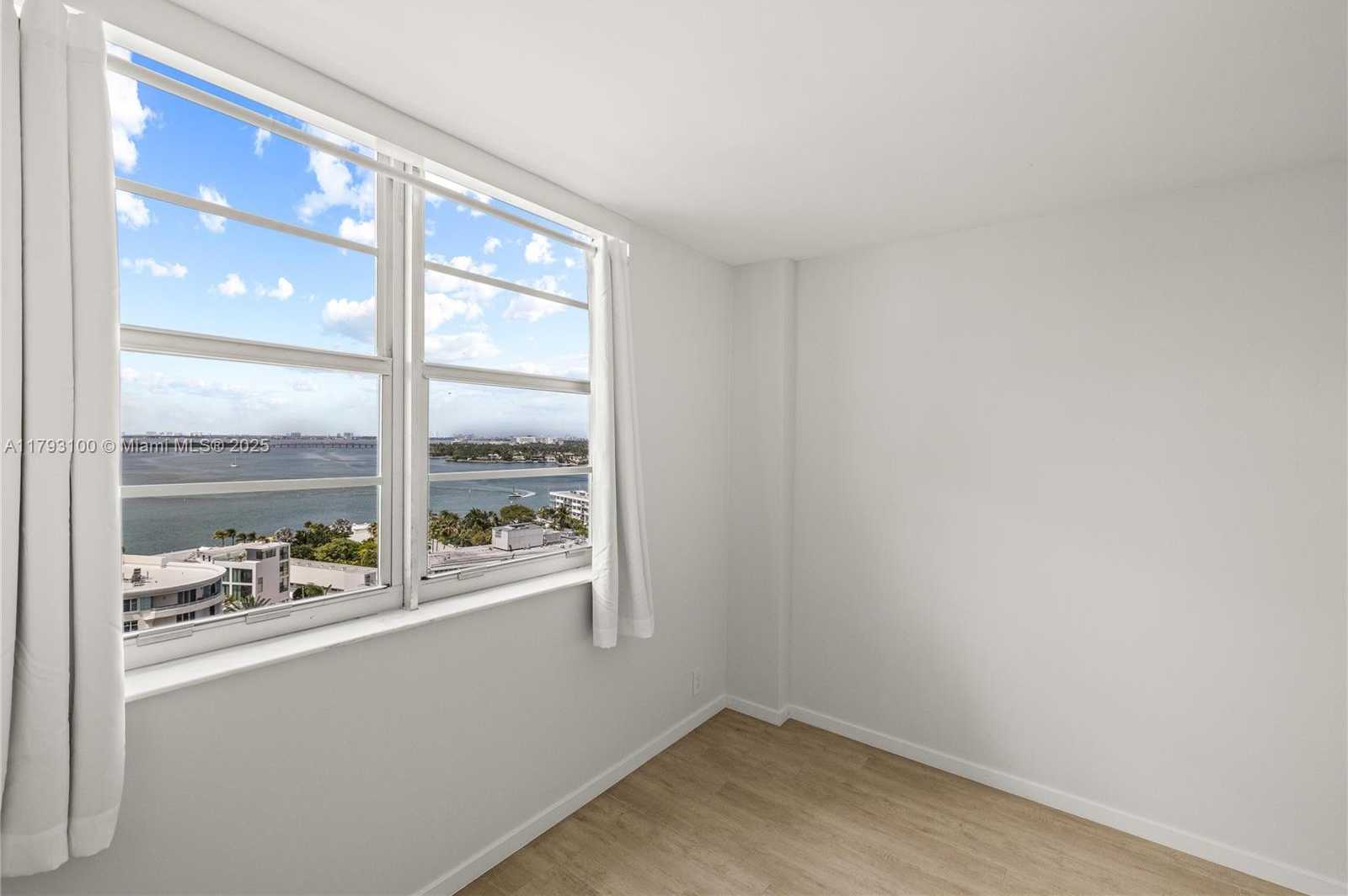 Small Image of 5 ISLAND AVENUE #15A, Miami Beach Number 6