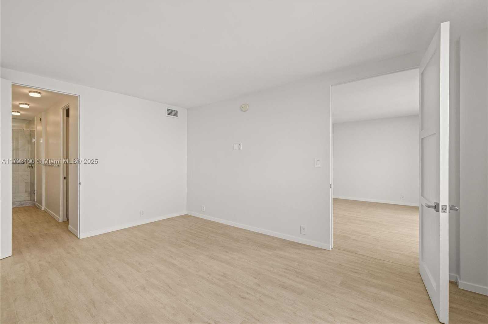 Small Image of 5 ISLAND AVENUE #15A, Miami Beach Number 8