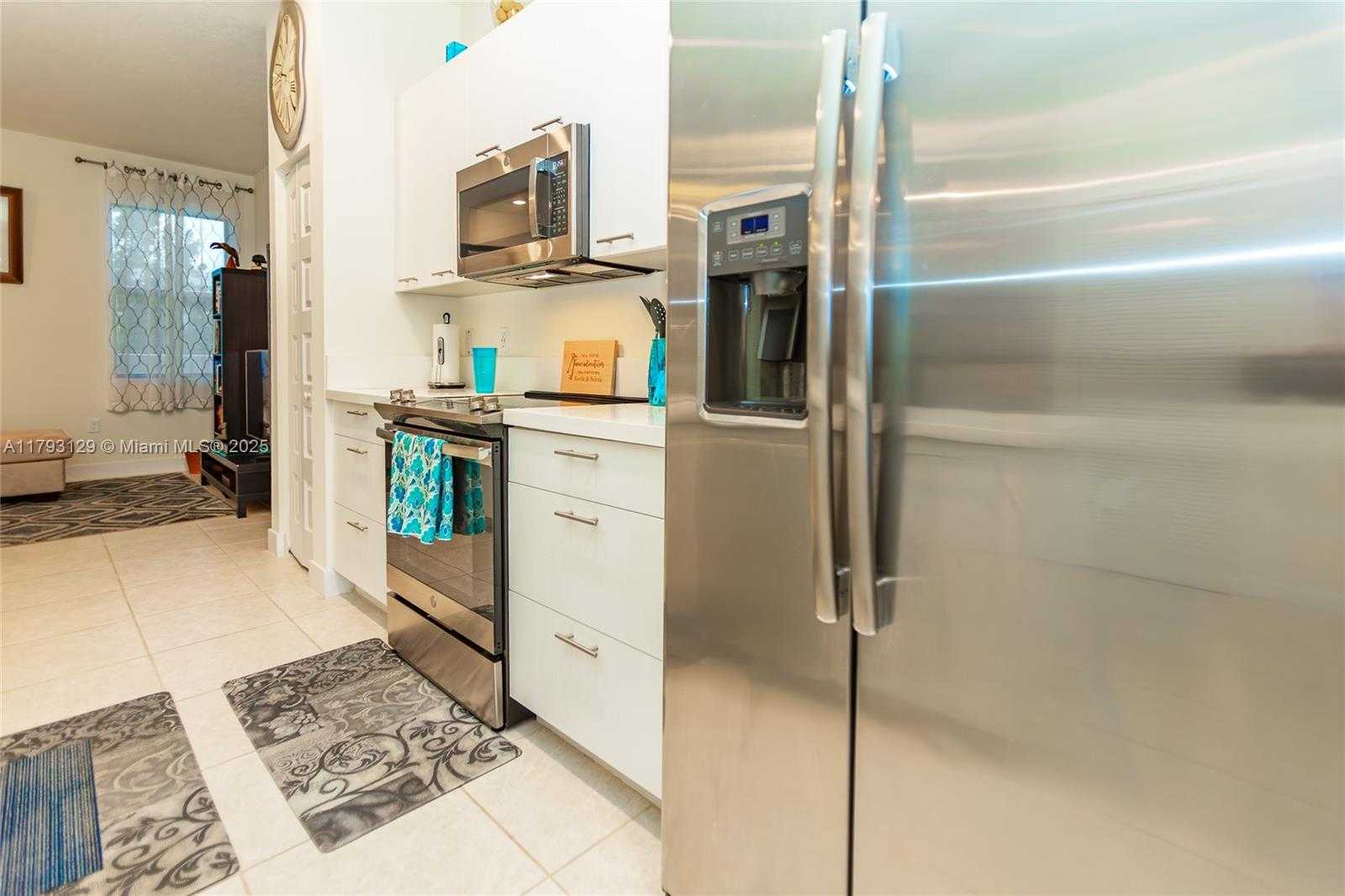 Small Image of 8175 NORTH WEST 104TH AVE #25, Doral Number 15