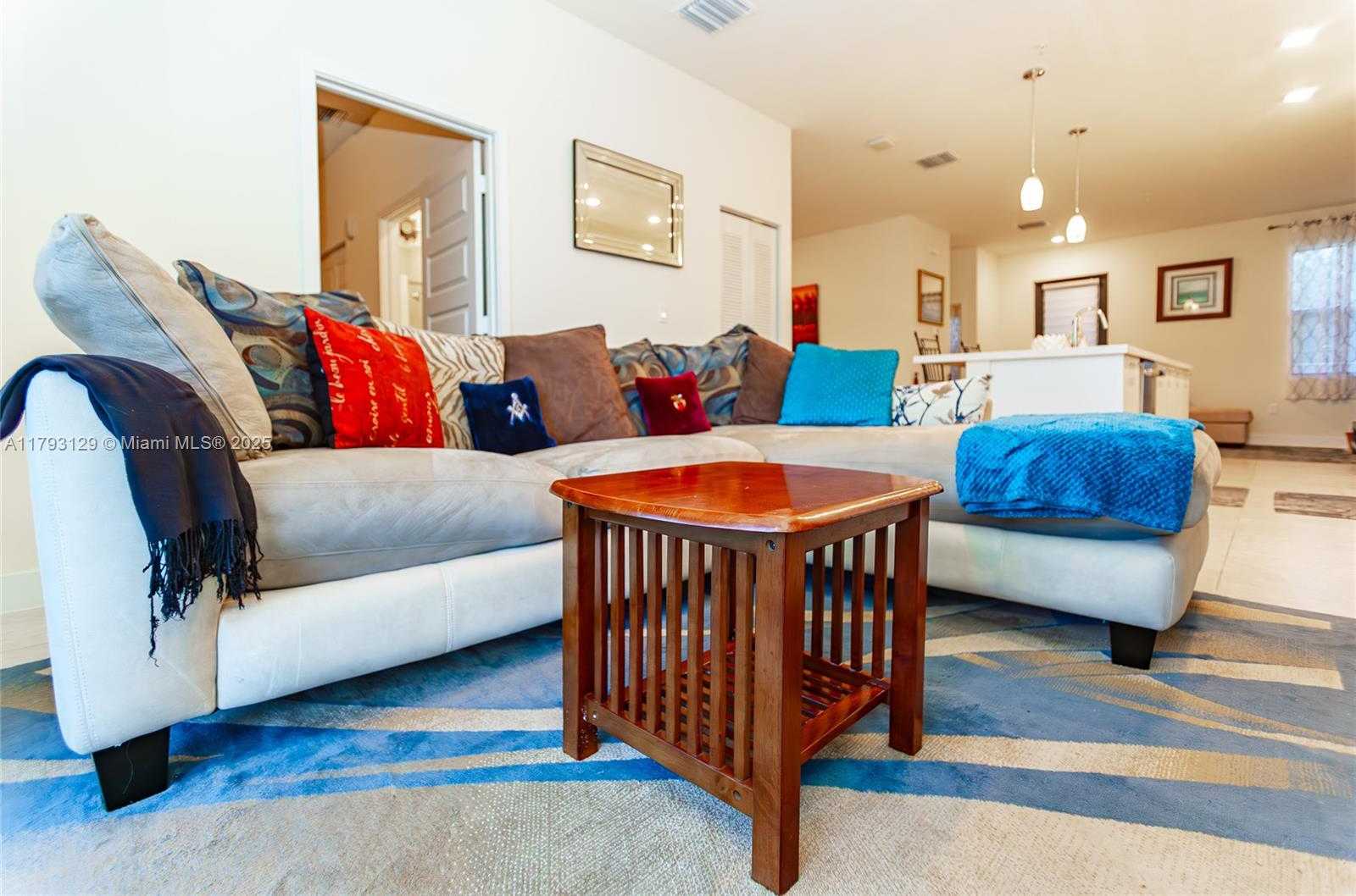 Small Image of 8175 NORTH WEST 104TH AVE #25, Doral Number 22