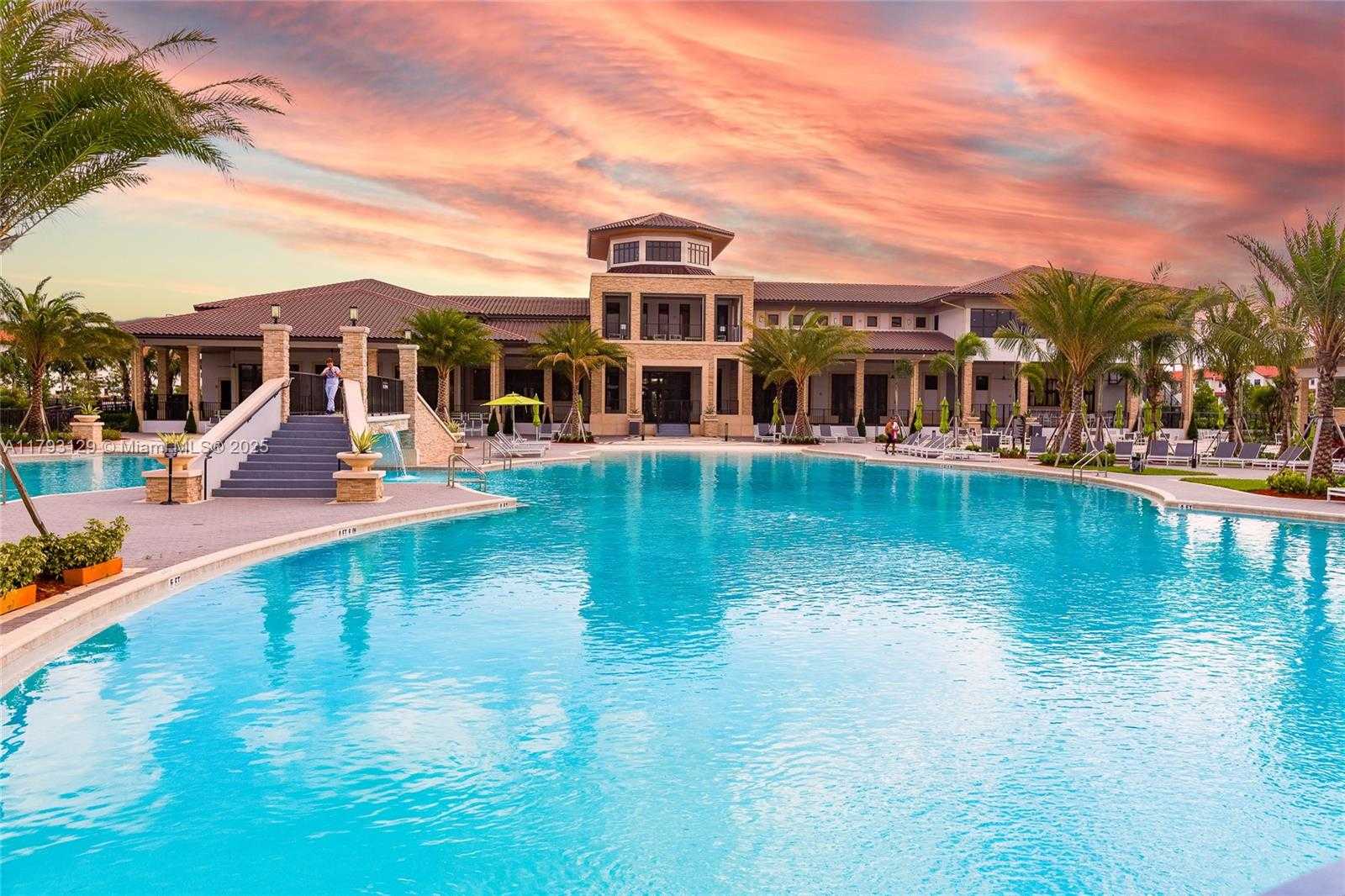 Small Image of 8175 NORTH WEST 104TH AVE #25, Doral Number 37