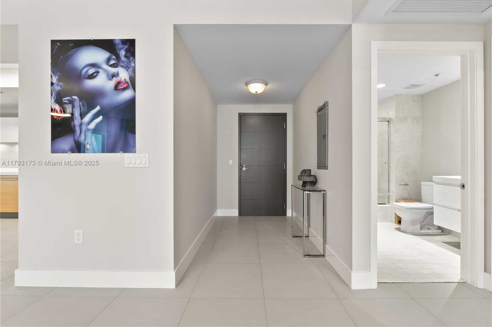 Small Image of 17301 BISCAYNE BLVD #603, North Miami Beach Number 6