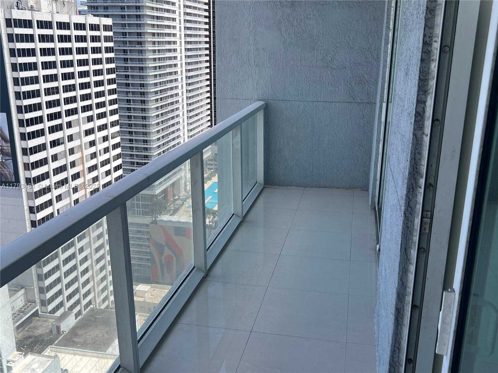 Small Image of 253 #3105, Miami Number 12