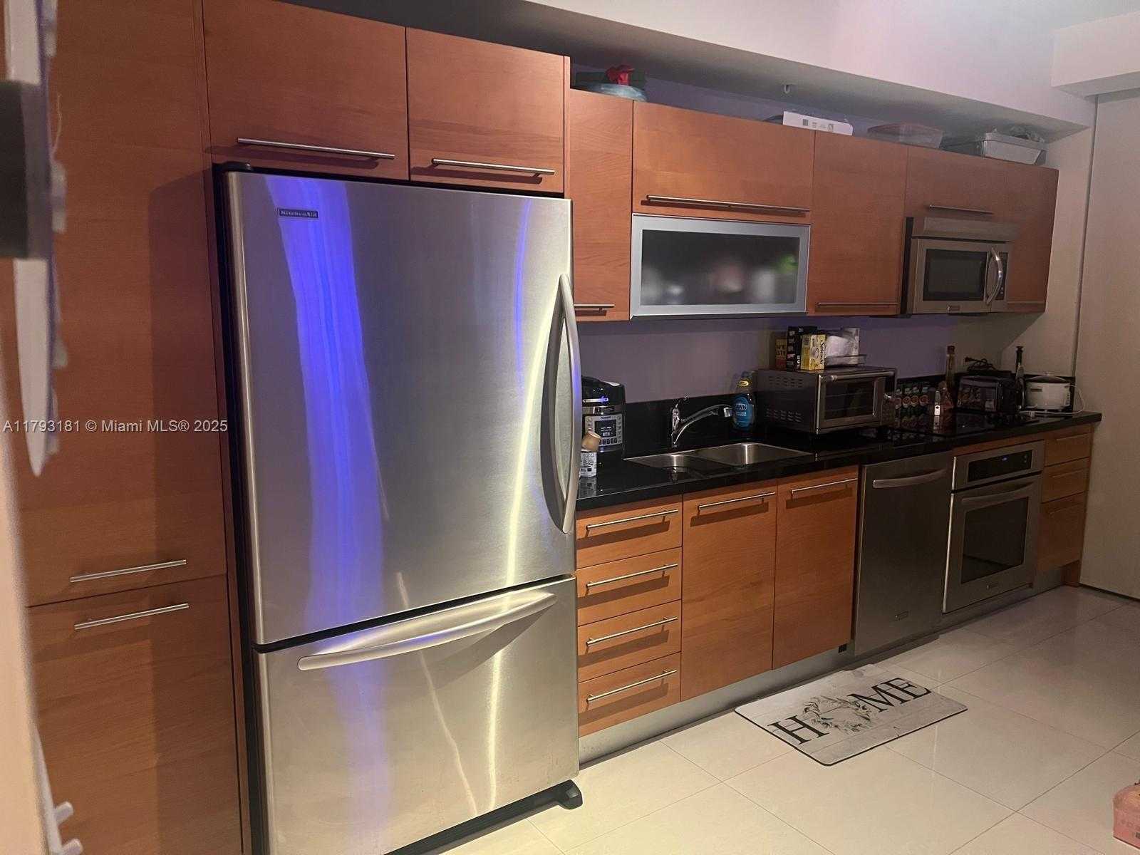 Small Image of 253 #3105, Miami Number 24