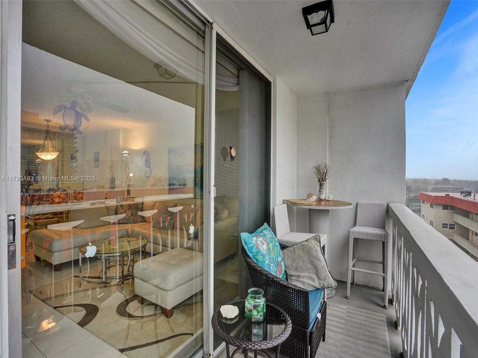 Small Image of 3113 SOUTH OCEAN DRIVE #603, Hallandale Beach Number 20