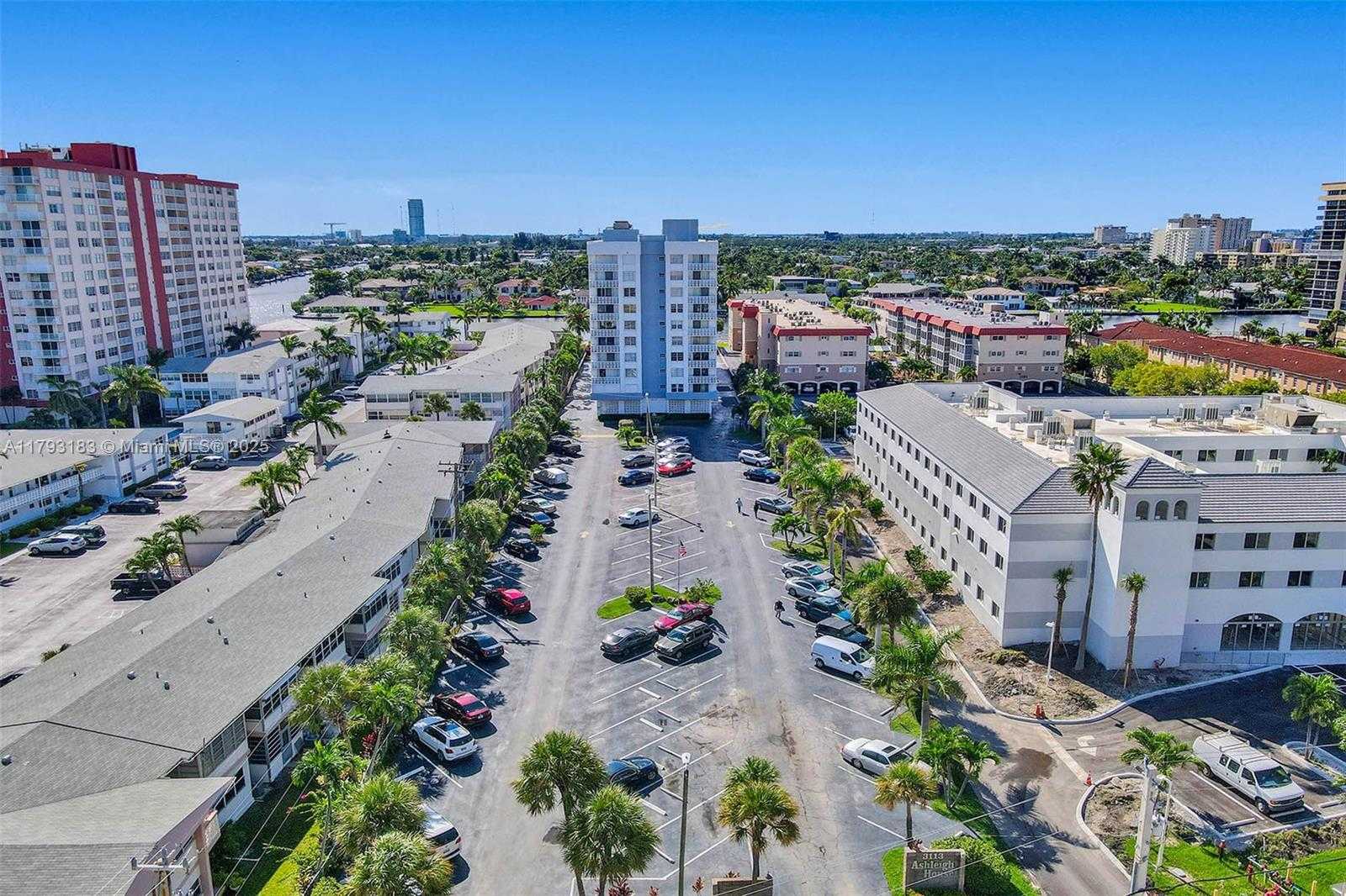 Small Image of 3113 SOUTH OCEAN DRIVE #603, Hallandale Beach Number 23