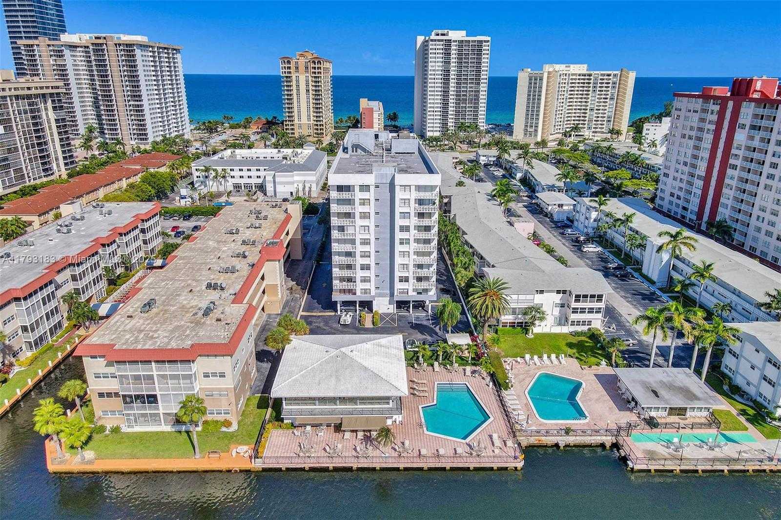 Small Image of 3113 SOUTH OCEAN DRIVE #603, Hallandale Beach Number 28