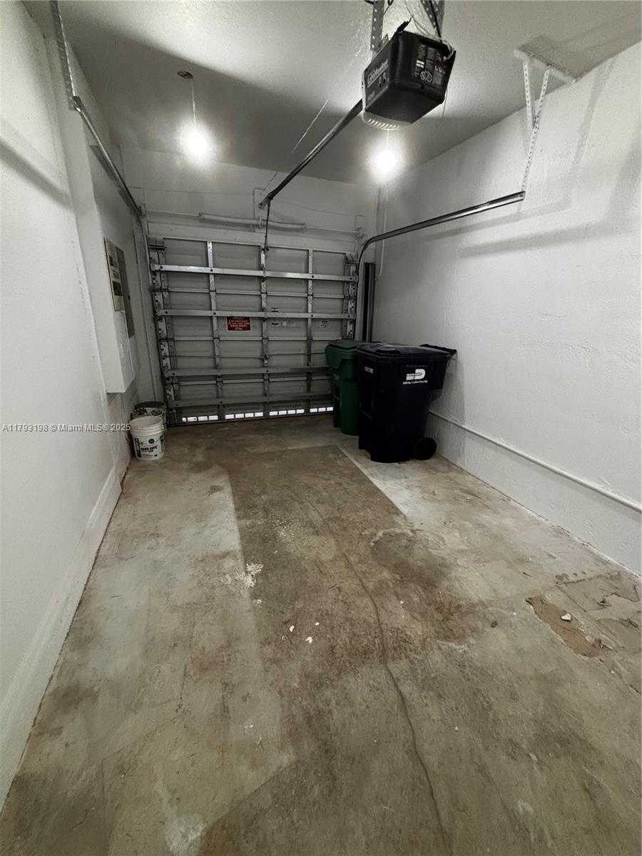Small Image of 15345 SOUTH WEST 119TH LN, Miami Number 17
