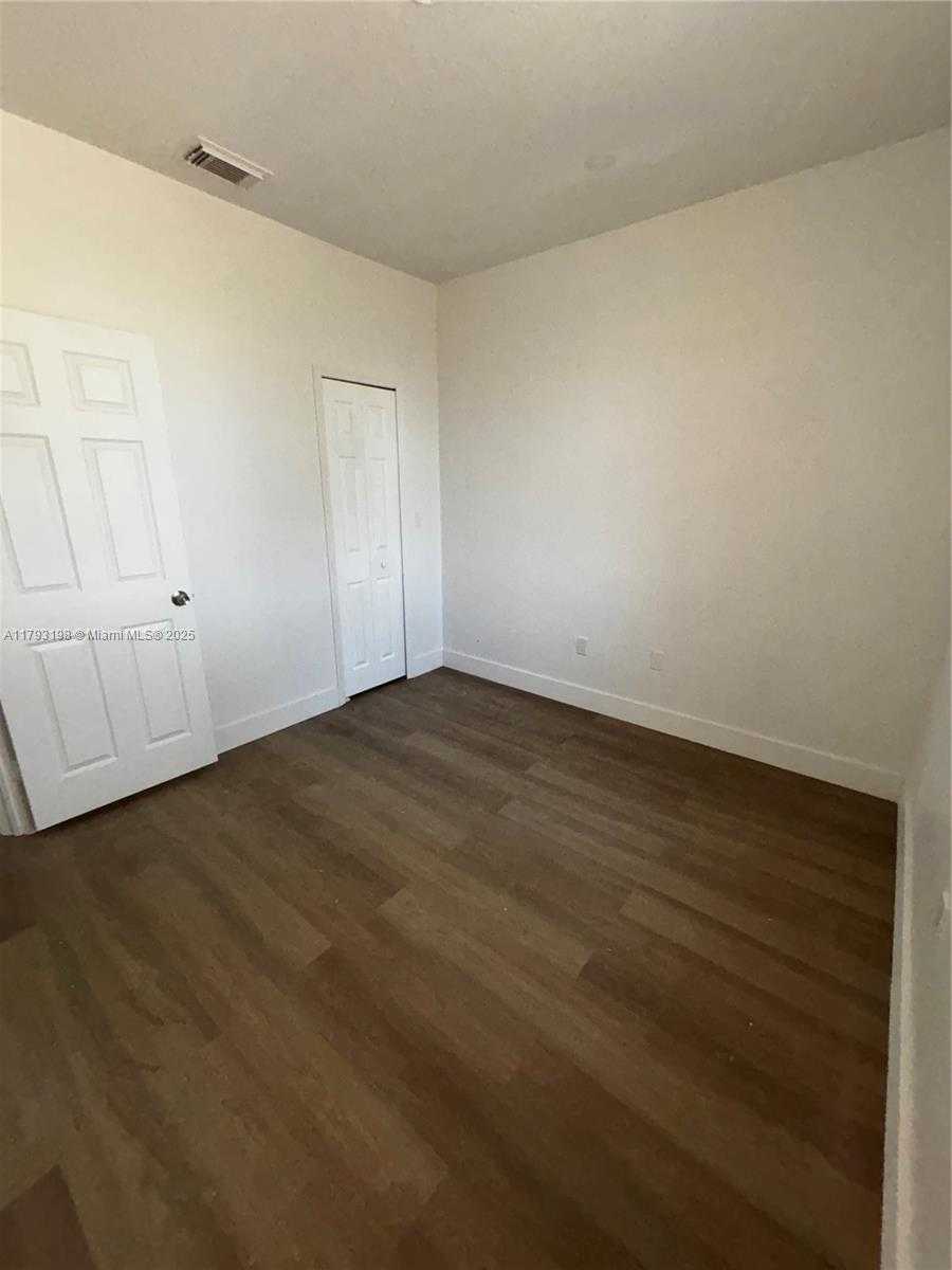 Small Image of 15345 SOUTH WEST 119TH LN, Miami Number 39