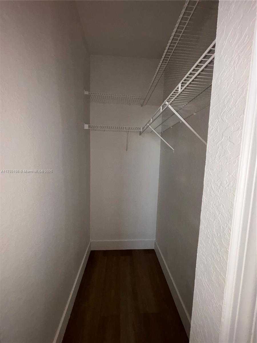 Small Image of 15345 SOUTH WEST 119TH LN, Miami Number 40