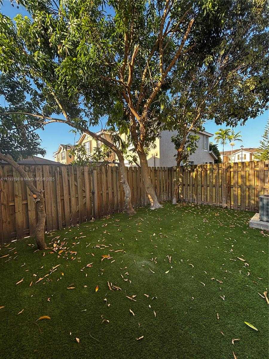 Small Image of 15345 SOUTH WEST 119TH LN, Miami Number 43