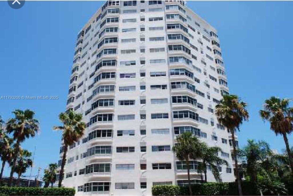 Small Image of 1881 WASHINGTON AVE #8C, Miami Beach Number 2