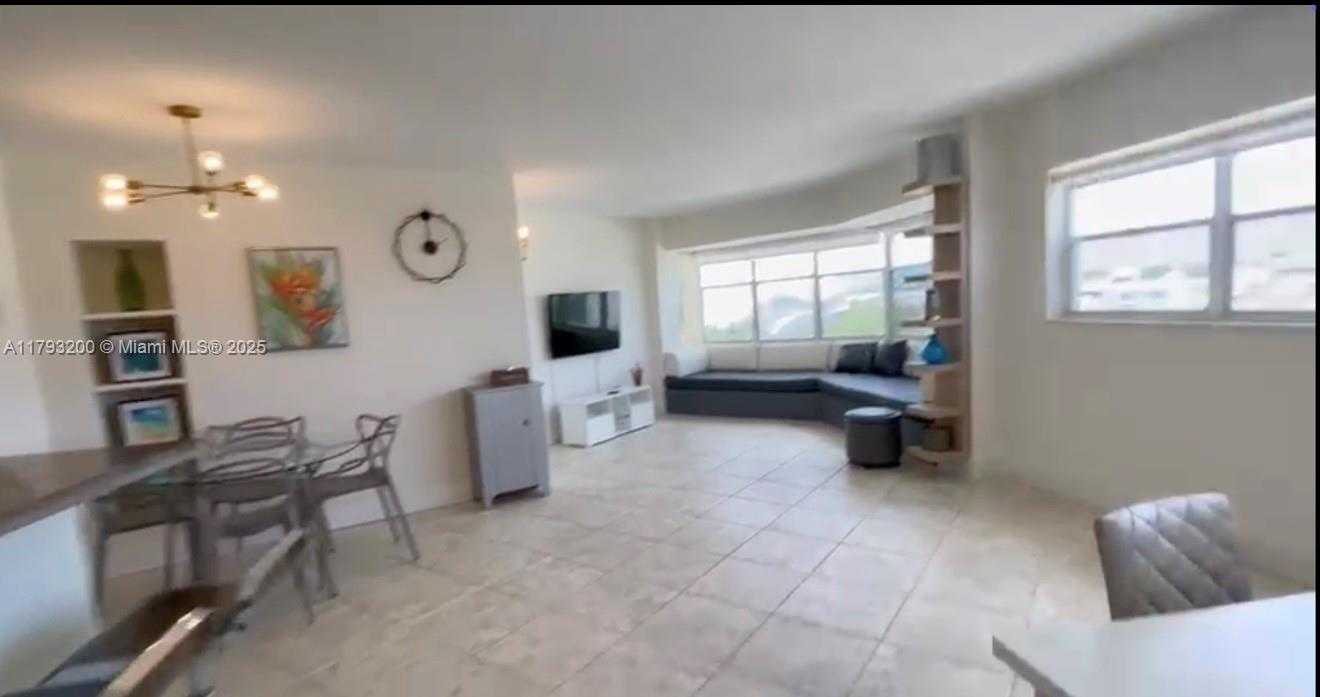 Small Image of 1881 WASHINGTON AVE #8C, Miami Beach Number 22