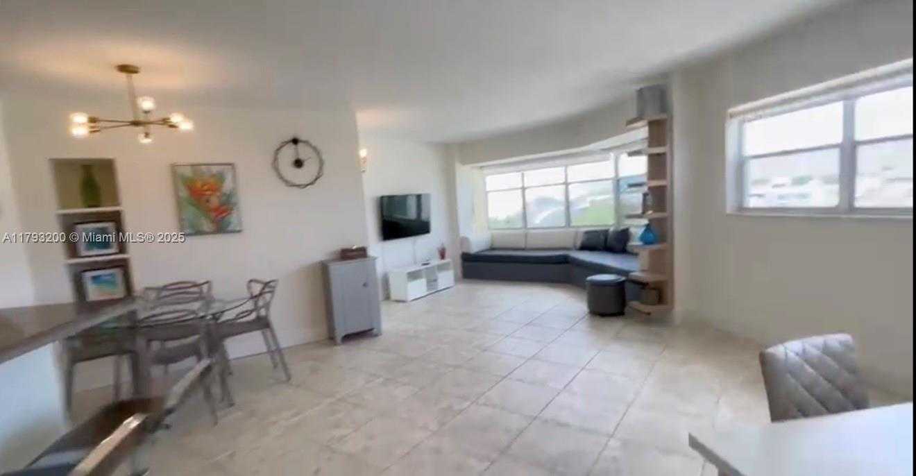 Small Image of 1881 WASHINGTON AVE #8C, Miami Beach Number 23