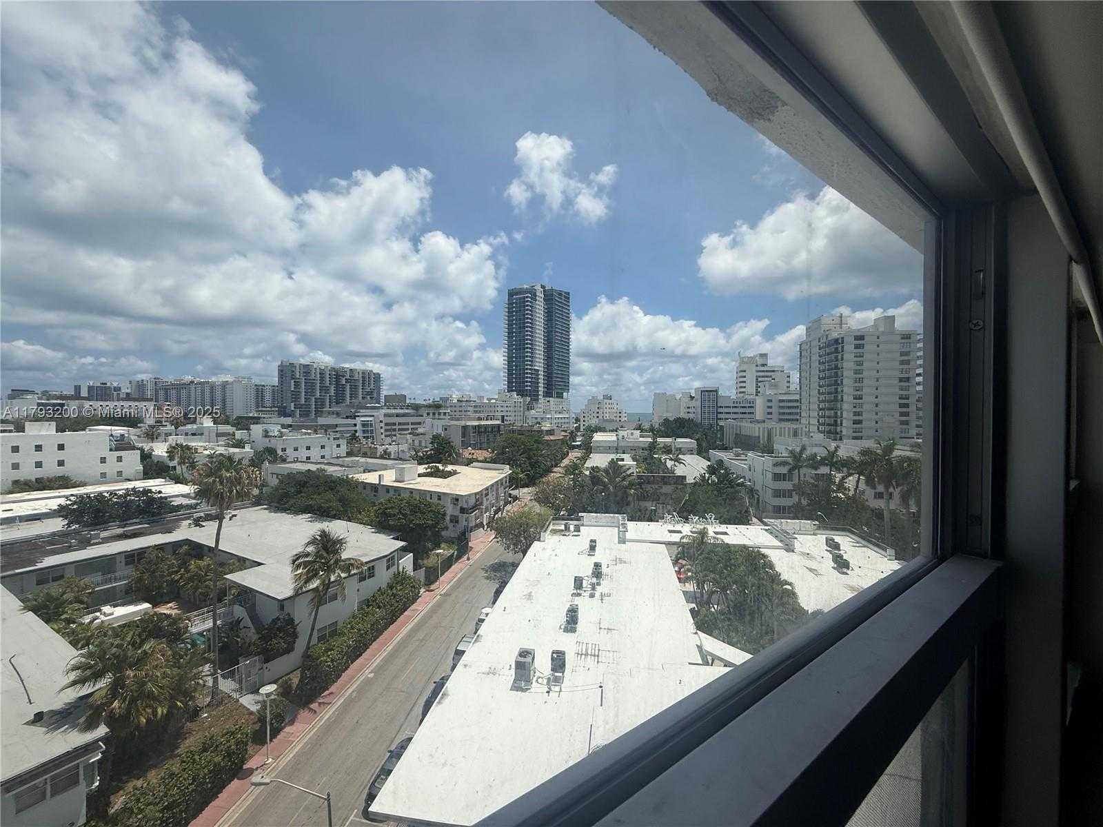 Small Image of 1881 WASHINGTON AVE #8C, Miami Beach Number 6