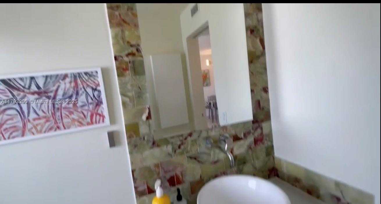 Small Image of 1881 WASHINGTON AVE #8C, Miami Beach Number 8