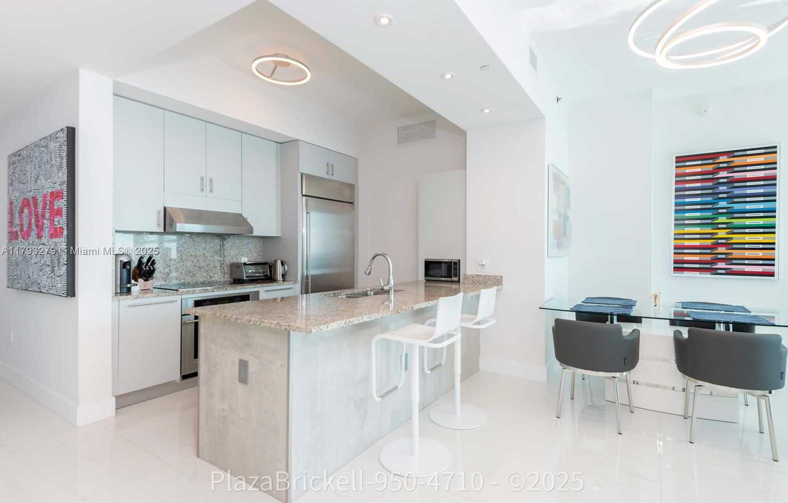 Small Image of 950 BRICKELL BAY DR #4710, Miami Number 12