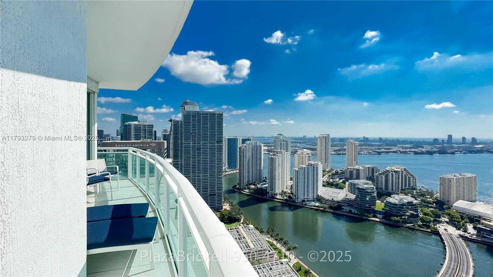 Small Image of 950 BRICKELL BAY DR #4710, Miami Number 15