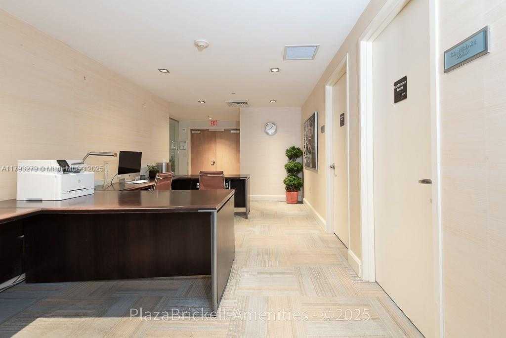 Small Image of 950 BRICKELL BAY DR #4710, Miami Number 41