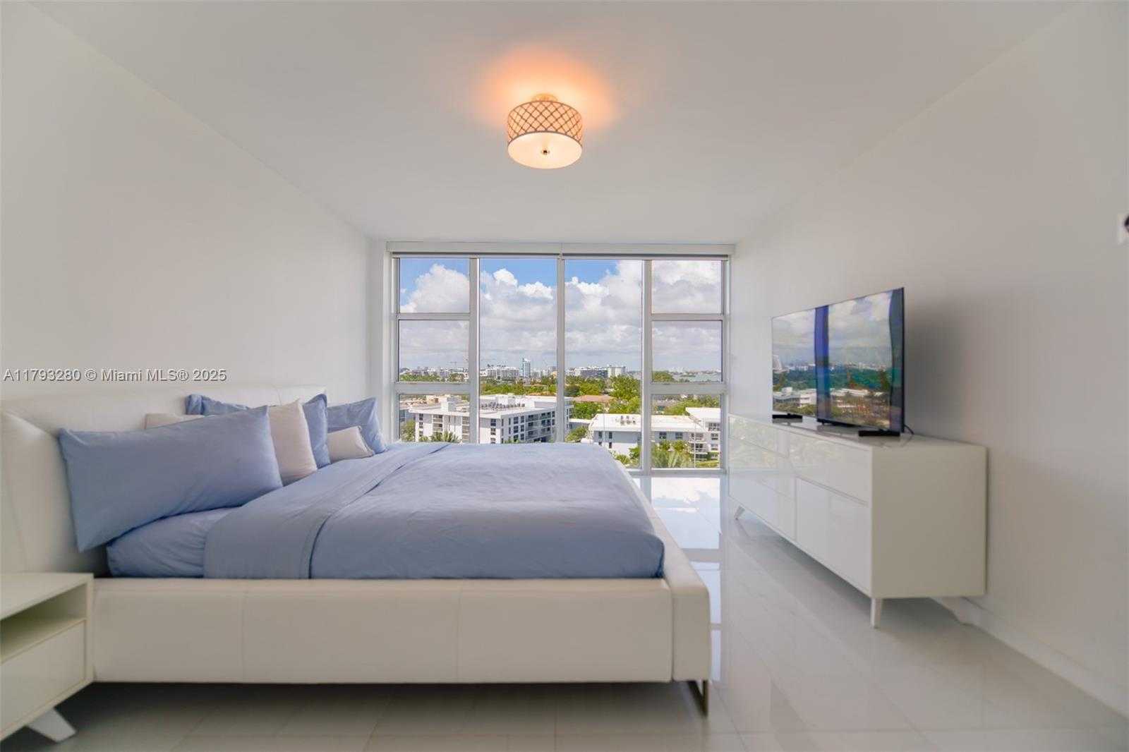 Small Image of 10275 COLLINS AVE #731, Bal Harbour Number 11