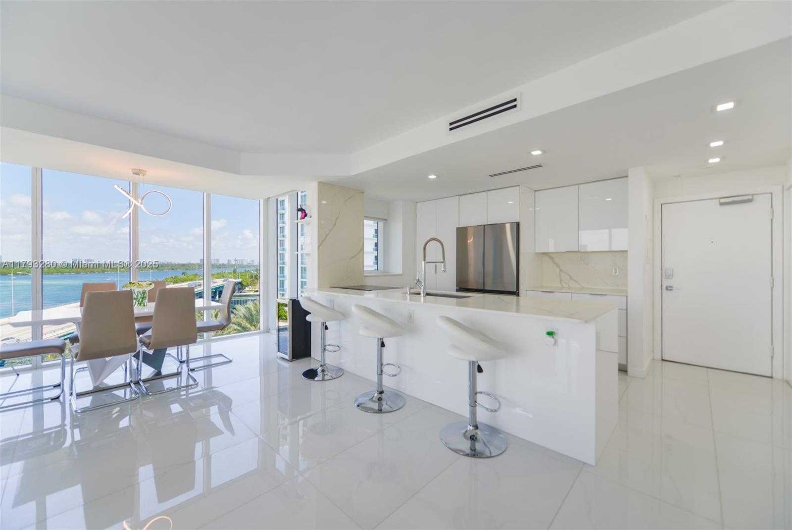 Small Image of 10275 COLLINS AVE #731, Bal Harbour Number 4