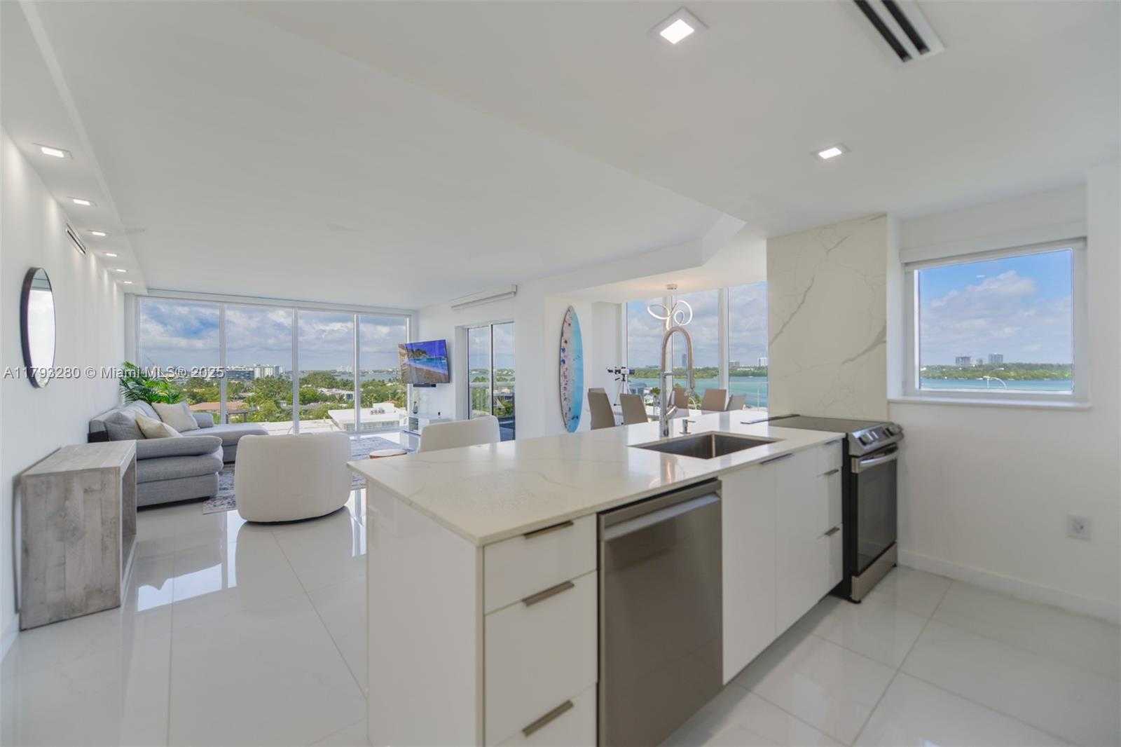 Small Image of 10275 COLLINS AVE #731, Bal Harbour Number 7