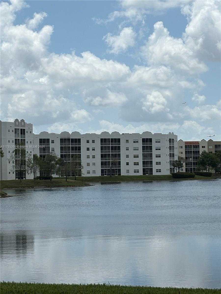 Small Image of 10730 NORTH WEST 66TH ST #512, Doral Number 29