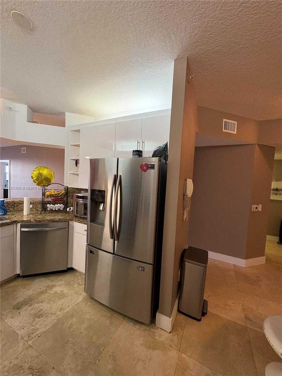 Small Image of 10730 NORTH WEST 66TH ST #512, Doral Number 6