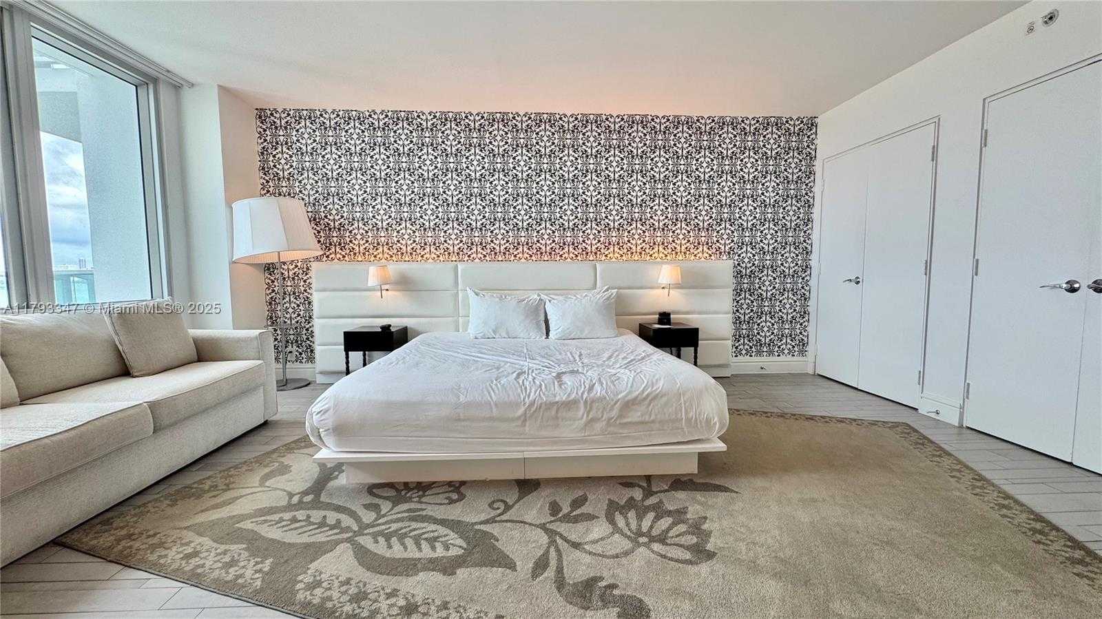 Small Image of 1100 WEST AVE #1108, Miami Beach Number 3