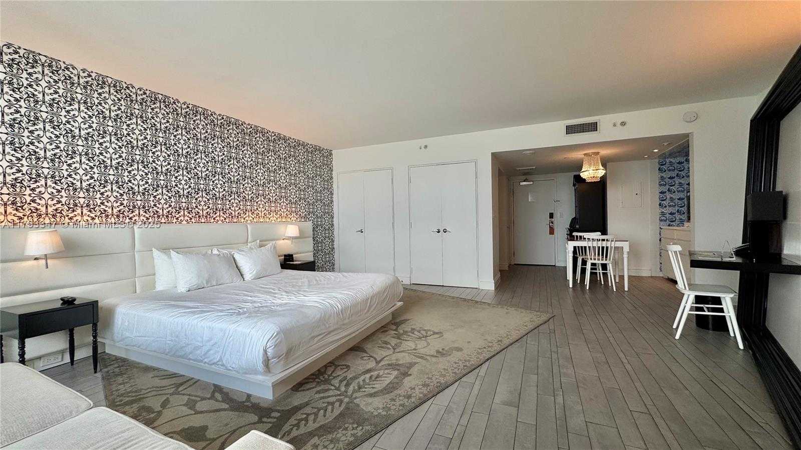 Small Image of 1100 WEST AVE #1108, Miami Beach Number 5