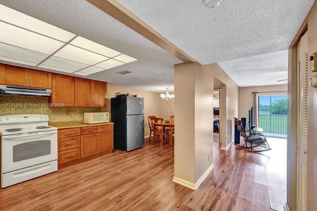 Small Image of 5100 SOUTH WEST 90TH AVE #208, Cooper City Number 34
