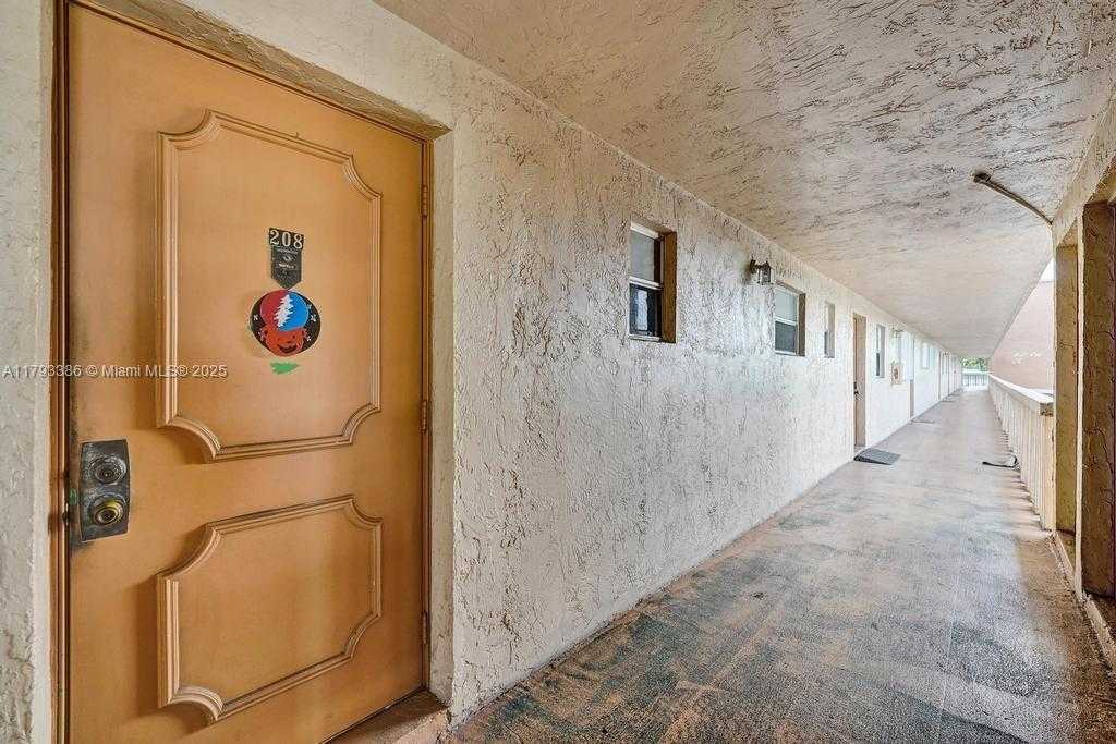 Small Image of 5100 SOUTH WEST 90TH AVE #208, Cooper City Number 37