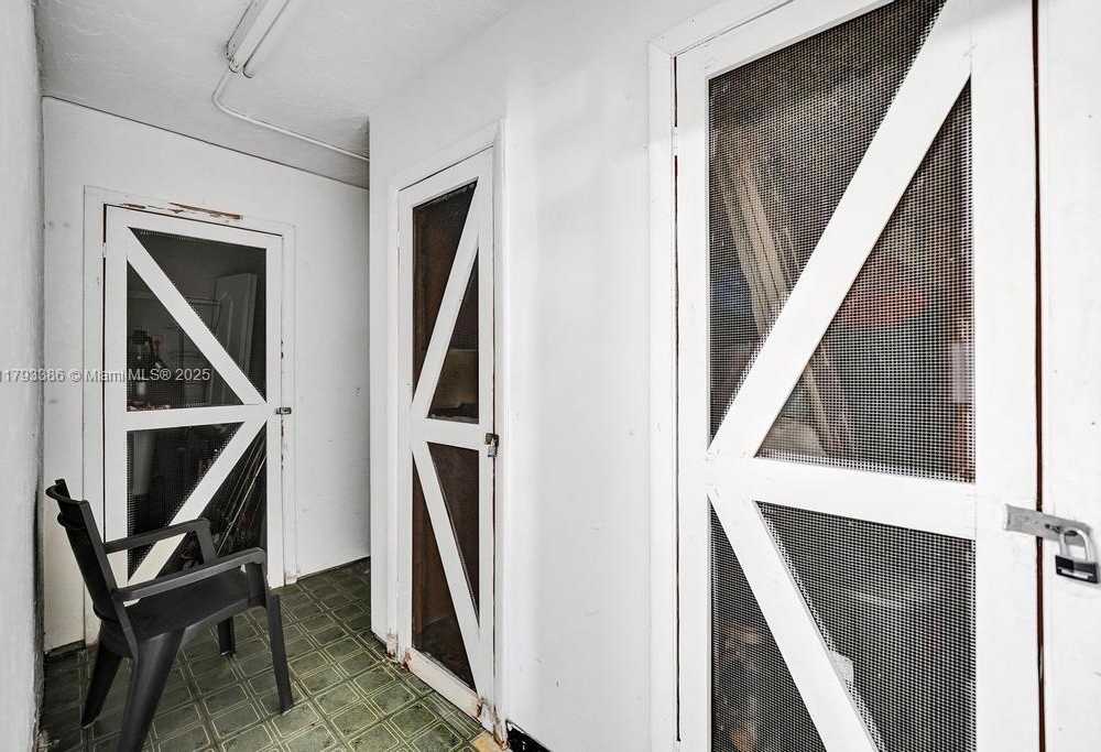 Small Image of 5100 SOUTH WEST 90TH AVE #208, Cooper City Number 39