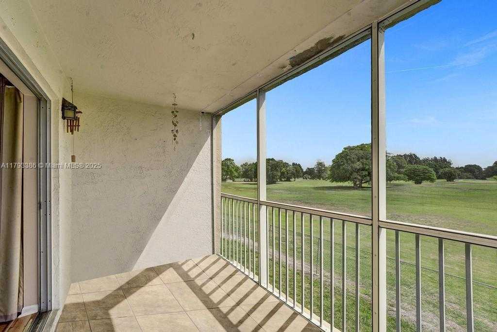 Small Image of 5100 SOUTH WEST 90TH AVE #208, Cooper City Number 4