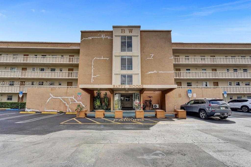 Small Image of 5100 SOUTH WEST 90TH AVE #208, Cooper City Number 44