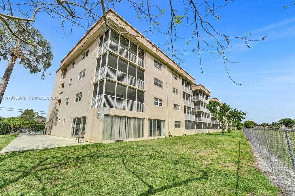 Small Image of 5100 SOUTH WEST 90TH AVE #208, Cooper City Number 46