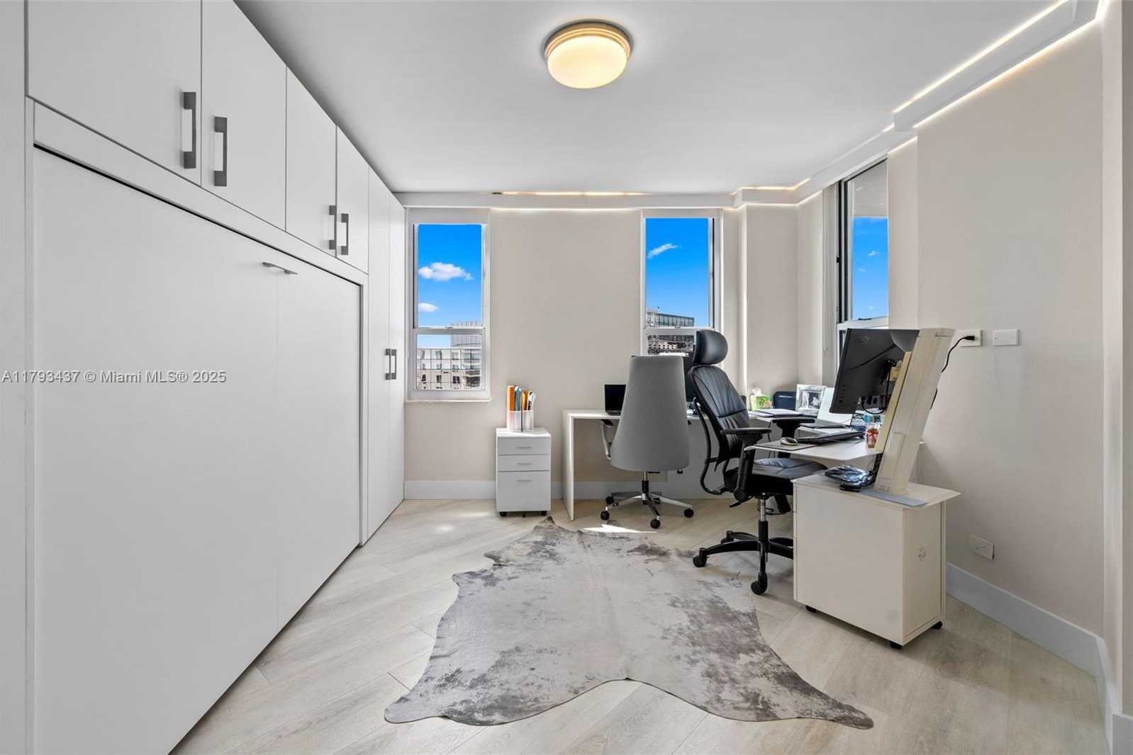 Small Image of 701 BRICKELL KEY BLVD #1812, Miami Number 20