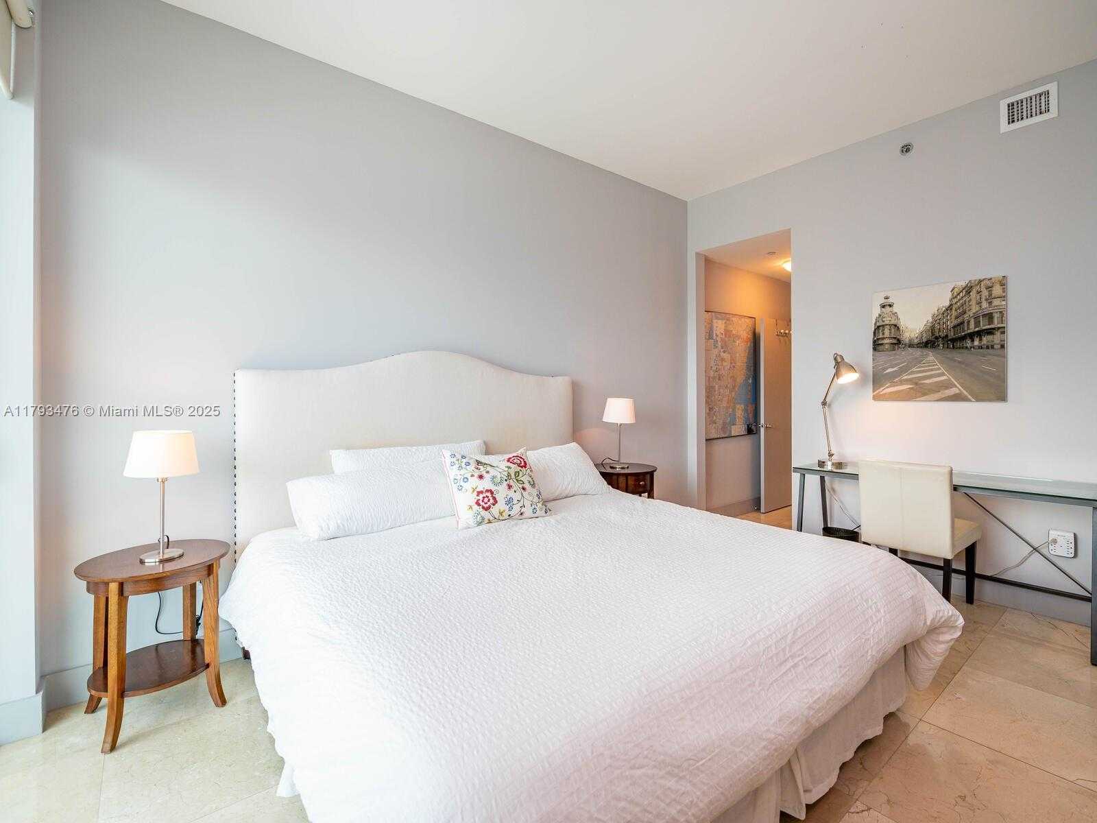 Small Image of 950 BRICKELL BAY DR #4104, Miami Number 21