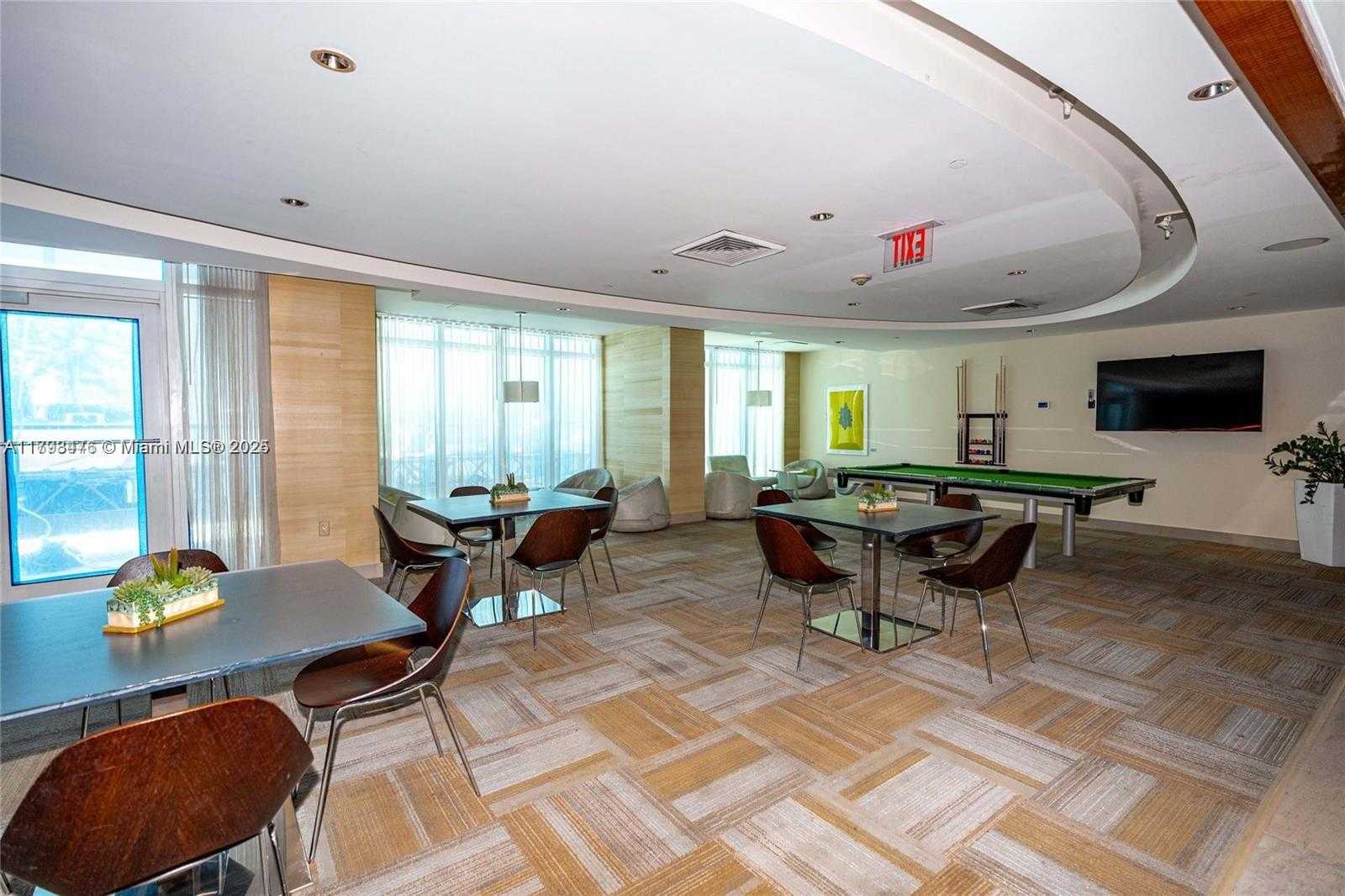 Small Image of 950 BRICKELL BAY DR #4104, Miami Number 28